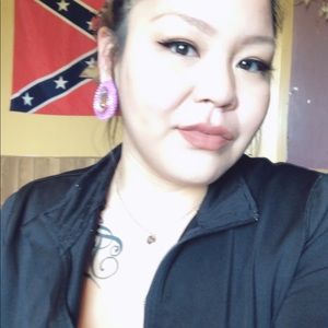 Meet your Posher, Destiny